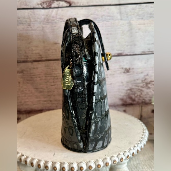 Stuart Weitzman Women’s Black and Grey Embossed Croc Leather Shoulder Bag - Picture 8 of 14